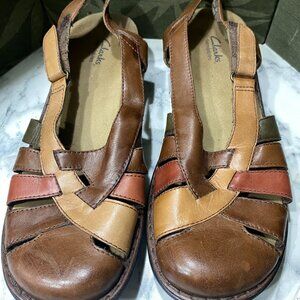 Clarks Womens Bendables black leather sandals size 10N